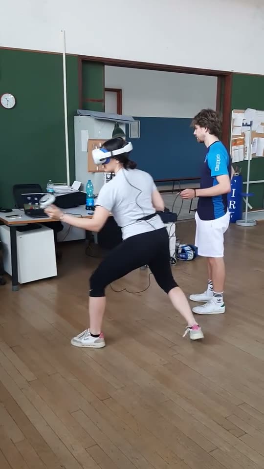 Test dinamico con visore VR con l'atleta Roby Marzani e lo staff